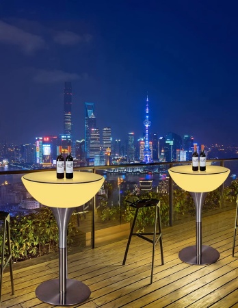 Стол светящийся квадратный на металическом основании 60х60х106 Стол светящийся квадратный на металическом основании 60х60х106