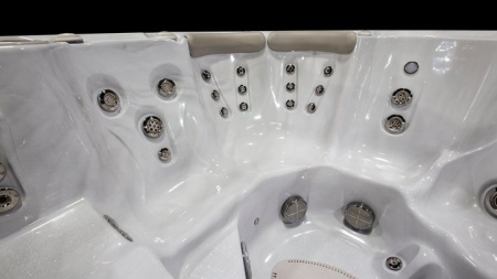 Гидромассажный спа бассейн Hydropool Self Cleaning 670 Gold Гидромассажный спа бассейн Hydropool Self Cleaning 670 Gold