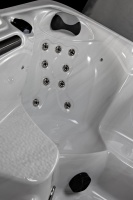 Мини спа-бассейн Sunrans SR878 Мини спа-бассейн Sunrans SR878